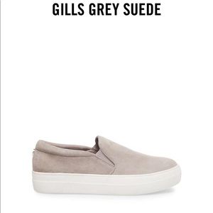 Steve Madden Gills Grey Slide Sneaker